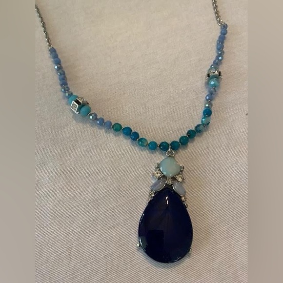 Loft statement necklace - Picture 3 of 3